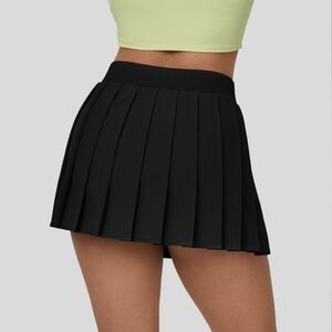 NWT Halara High Waisted Pleated Mini Skirt